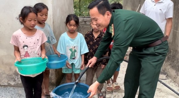 Chương trình “Nước sạch cho em” đồng hành cùng ký túc xá biên cương